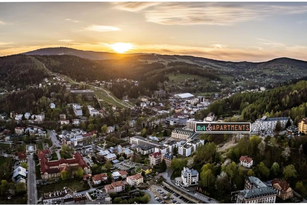 Art & High Studio Z Parkingiem Podziemnym Krynica Zdroj Bagian luar foto